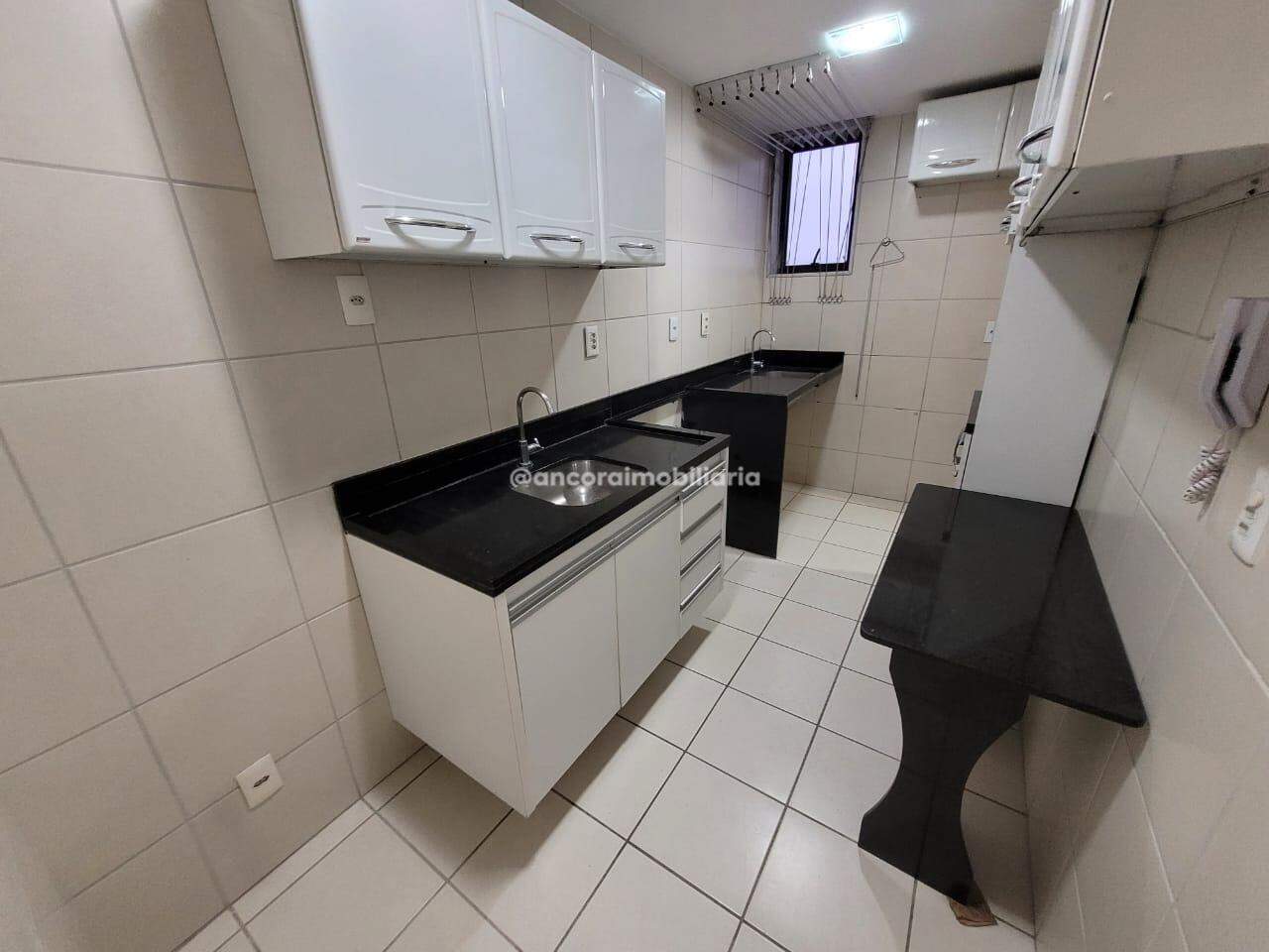 Apartamento para aluguel no Espinheiro: 