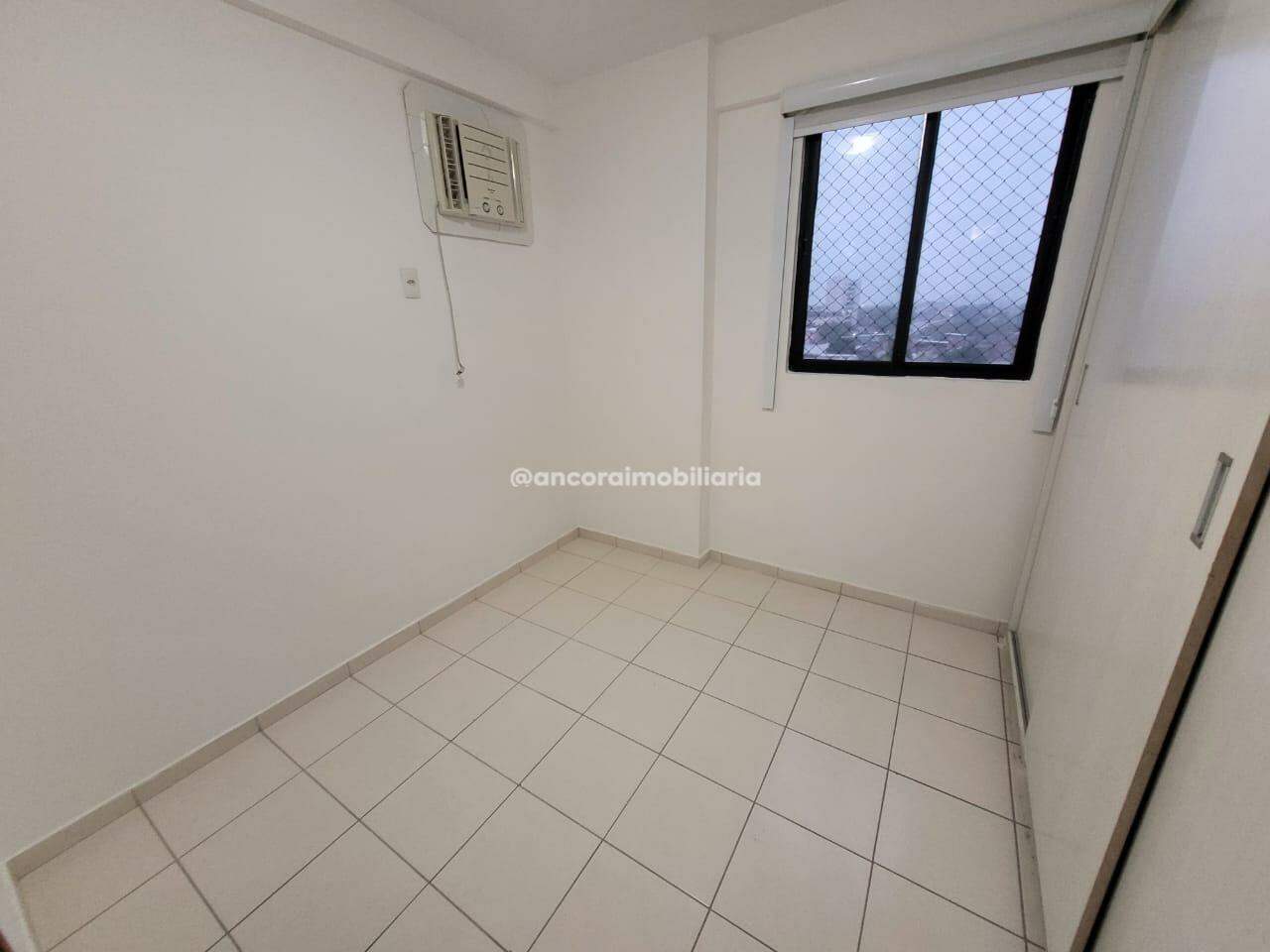 Apartamento para aluguel no Espinheiro: 