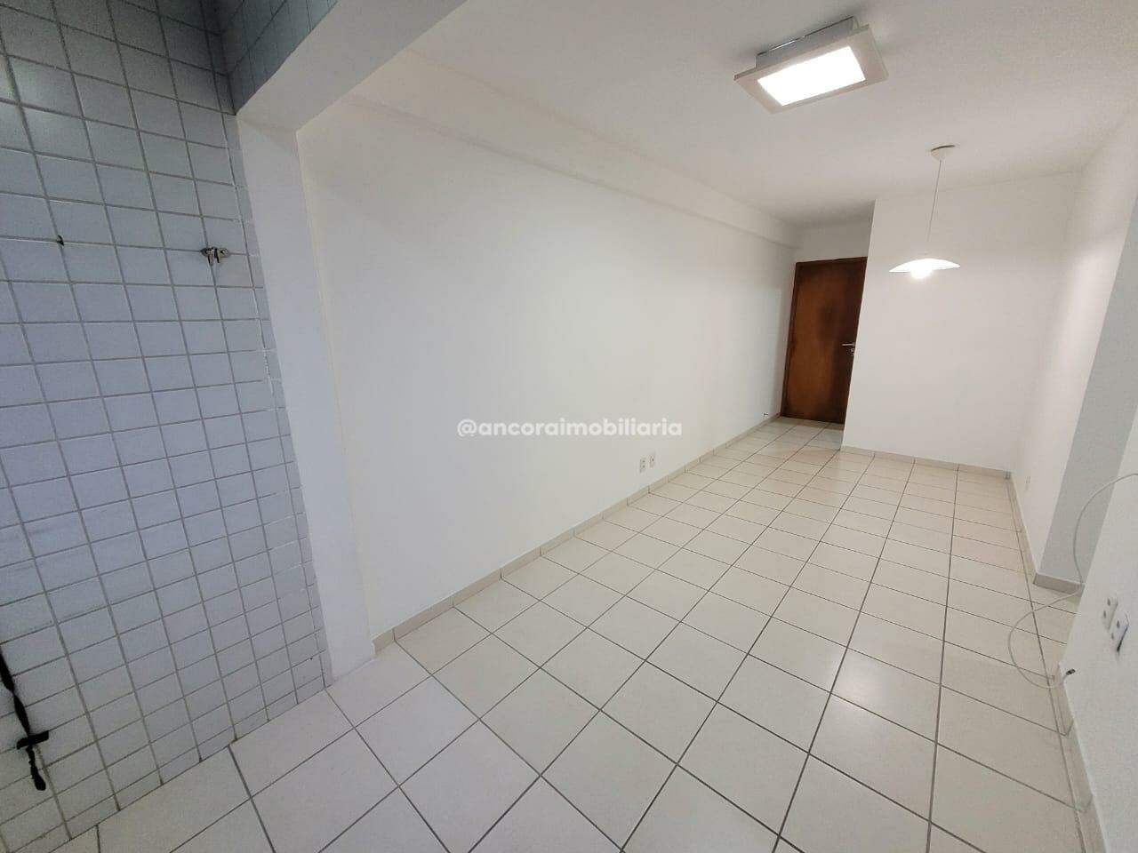 Apartamento para aluguel no Espinheiro: 
