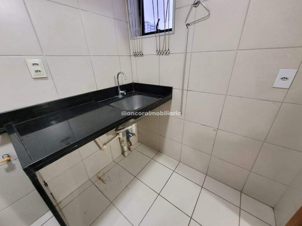 Apartamento para aluguel no Espinheiro: 