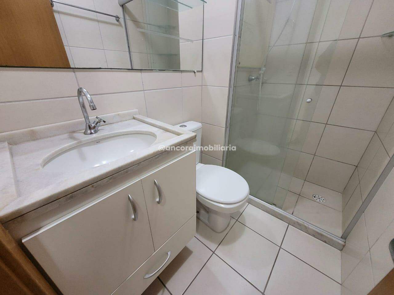Apartamento para aluguel no Espinheiro: 