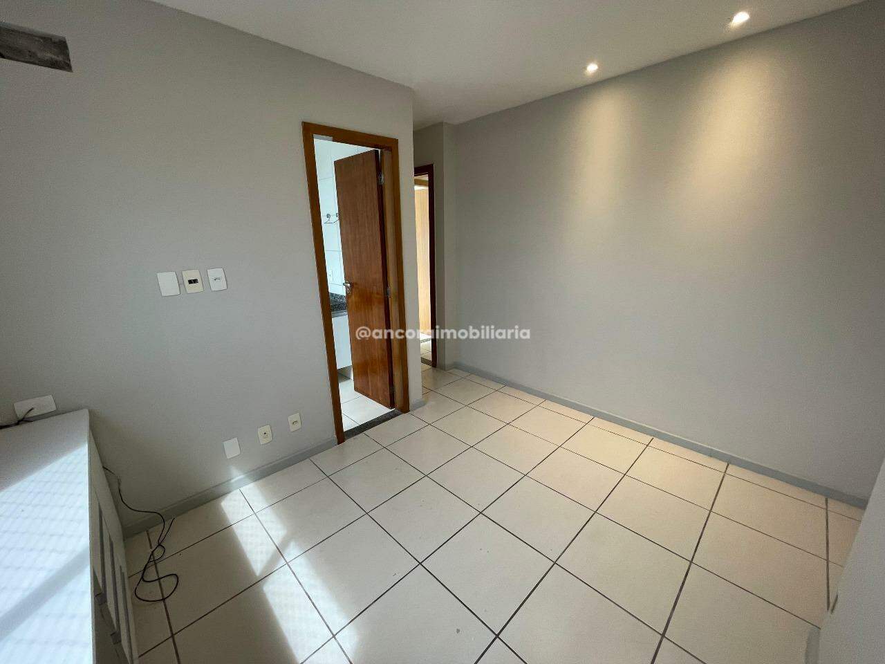 Apartamento para aluguel no Ilha do Retiro: 