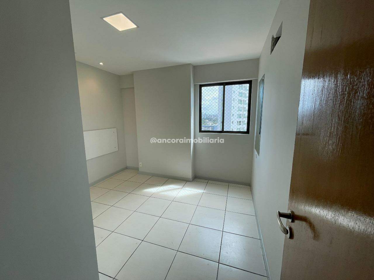 Apartamento para aluguel no Ilha do Retiro: 