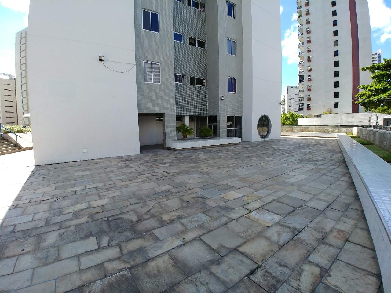 Apartamento para aluguel no Tamarineira: 