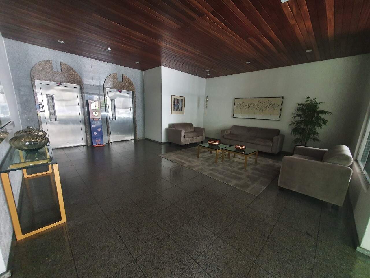 Apartamento para aluguel no Tamarineira: 