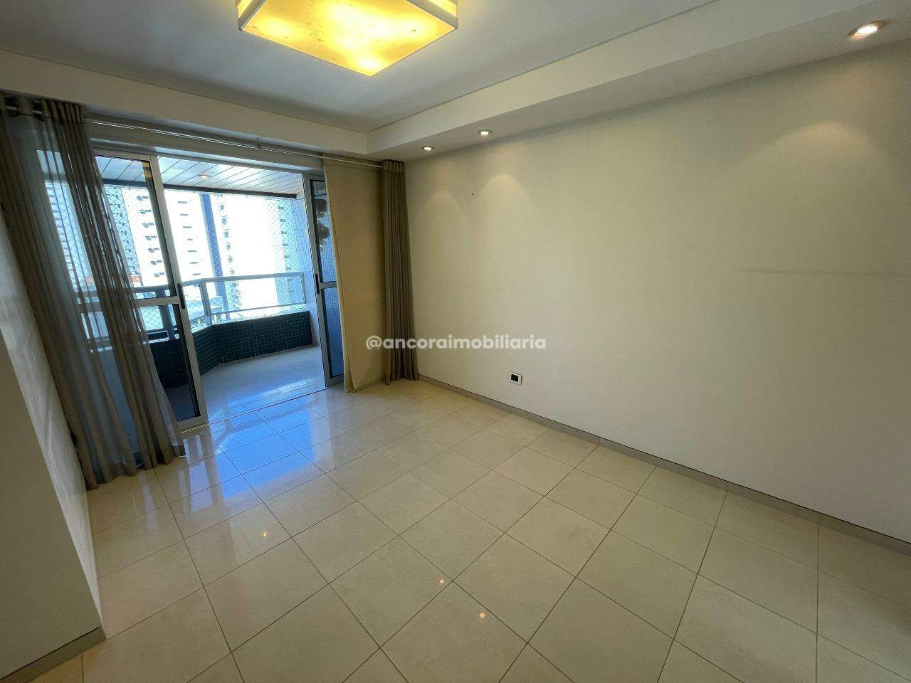 Apartamento para aluguel no Tamarineira: 
