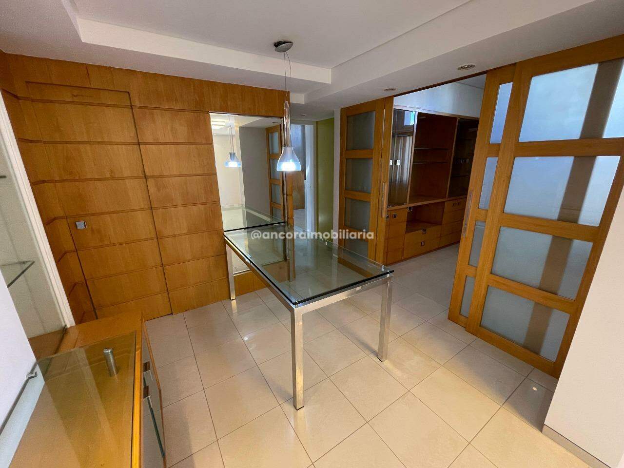 Apartamento para aluguel no Tamarineira: 
