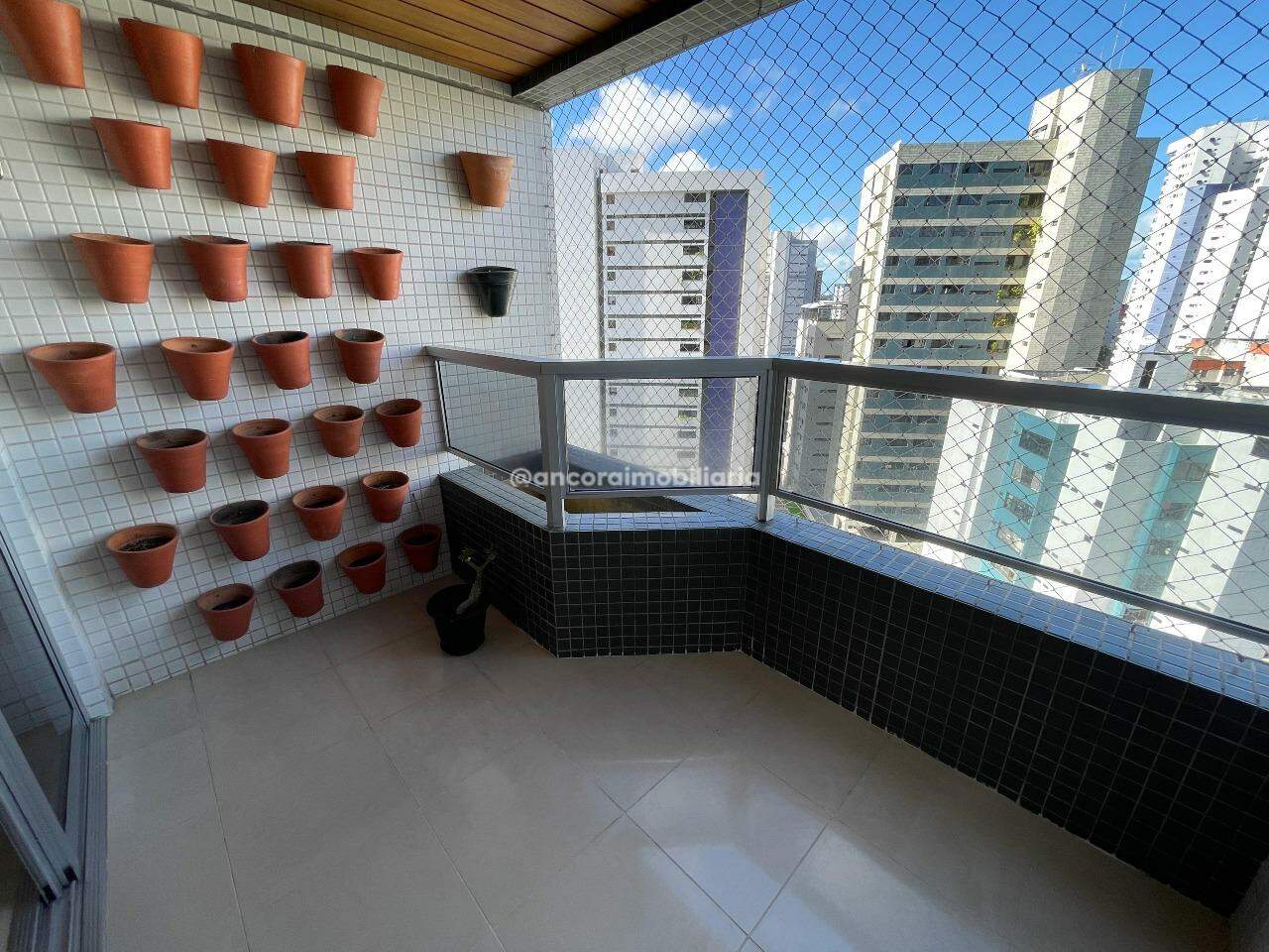 Apartamento para aluguel no Tamarineira: 