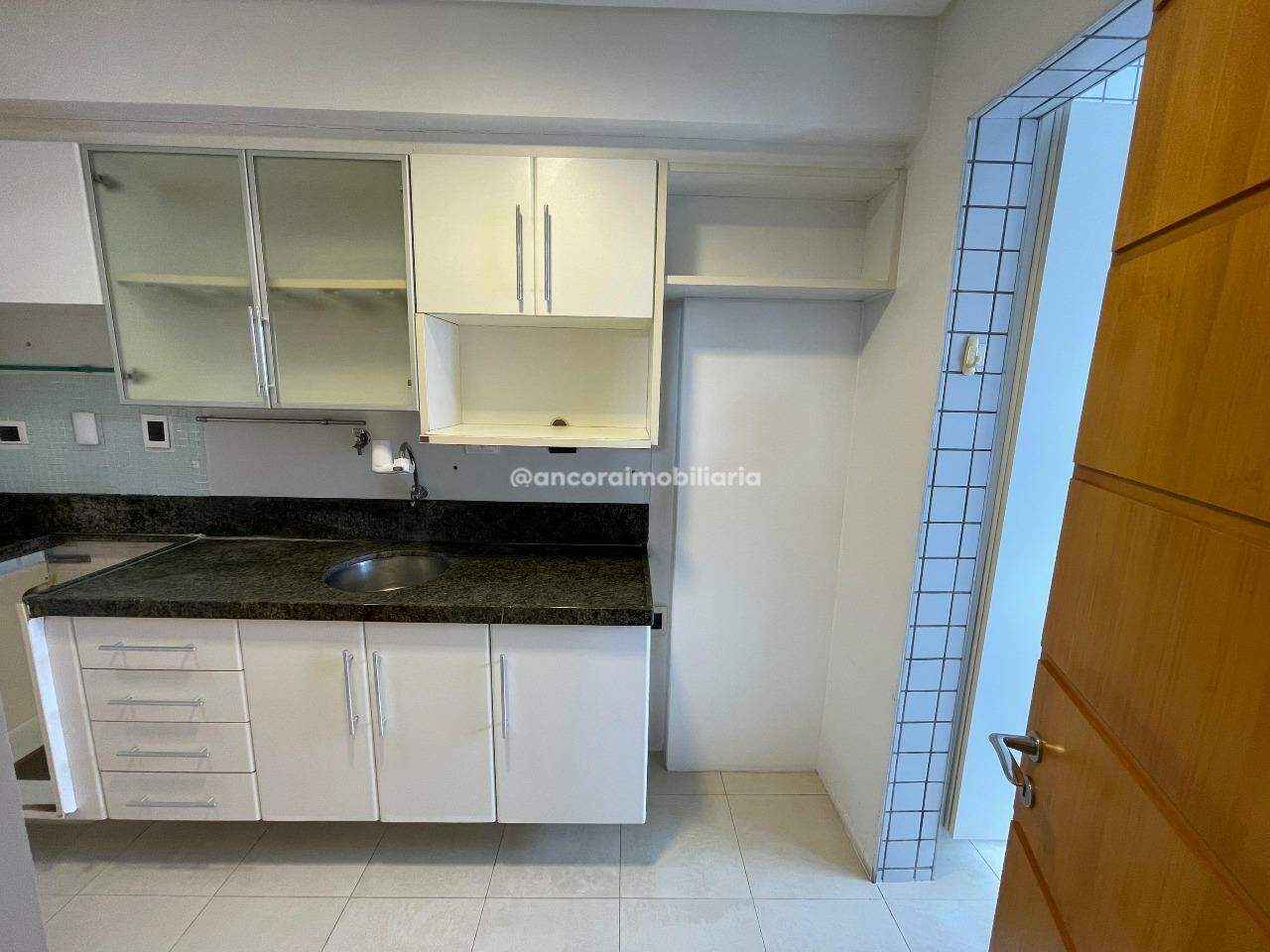 Apartamento para aluguel no Tamarineira: 