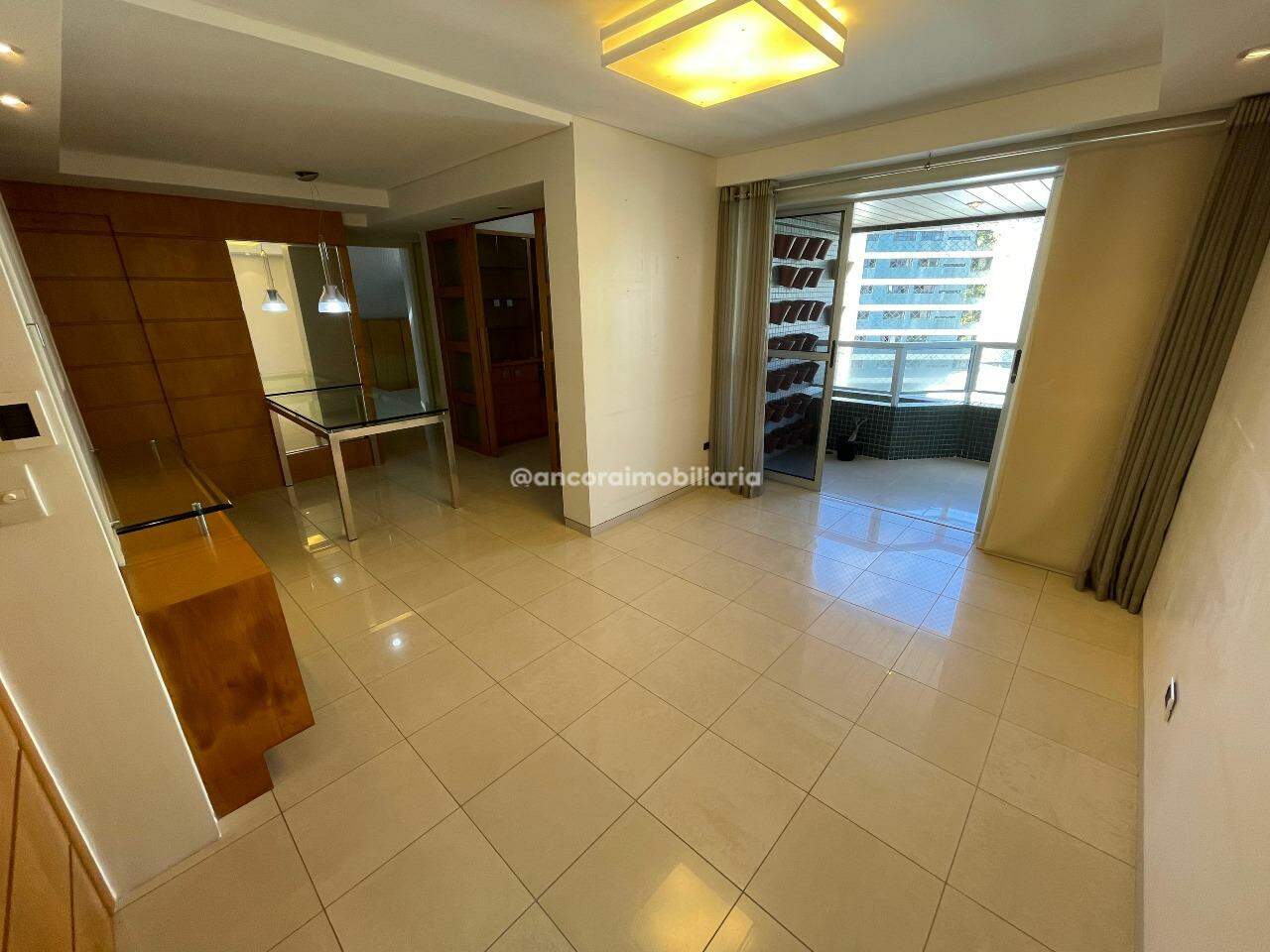 Apartamento para aluguel no Tamarineira: 