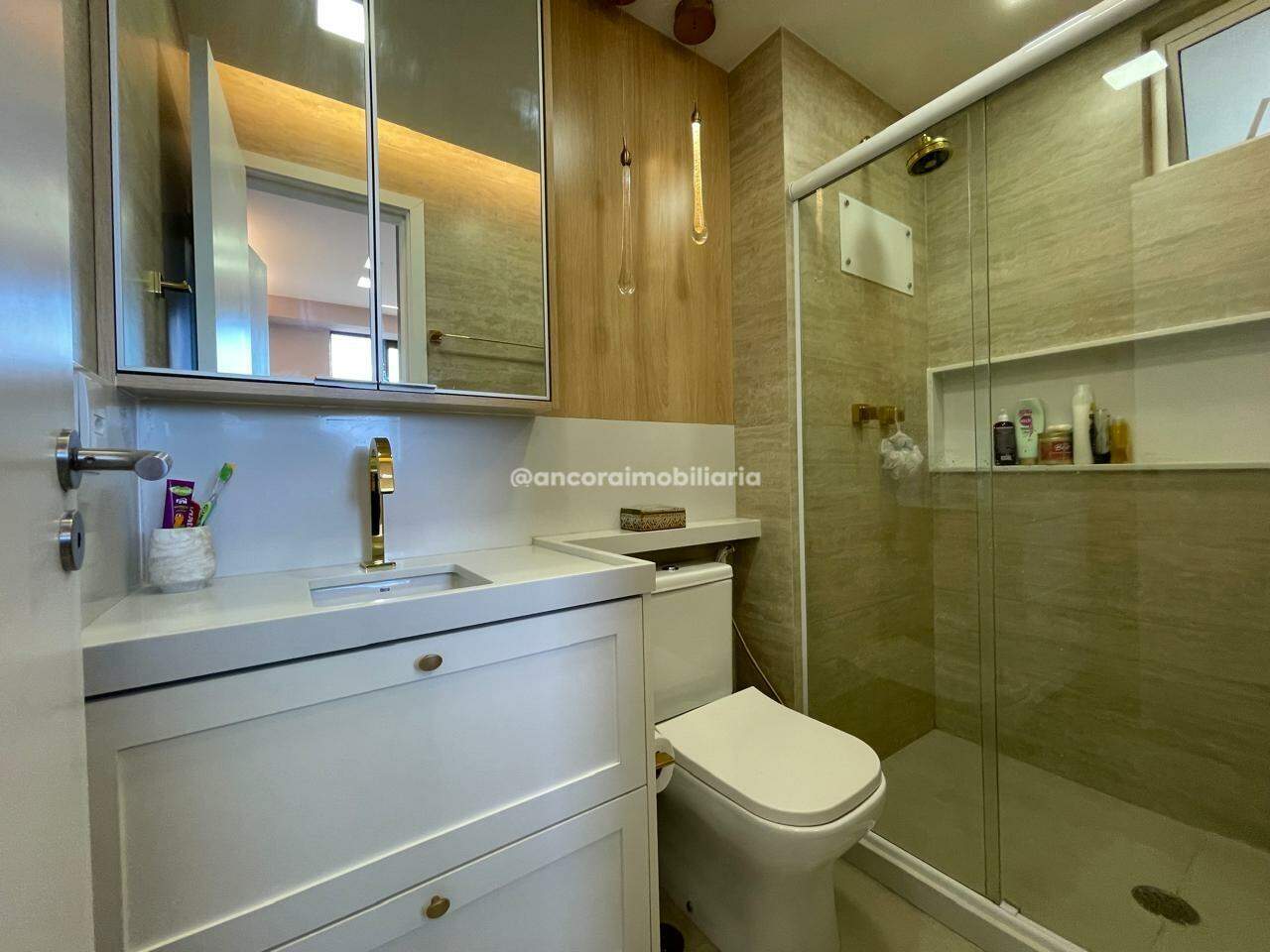 Apartamento à venda no Caxangá: 