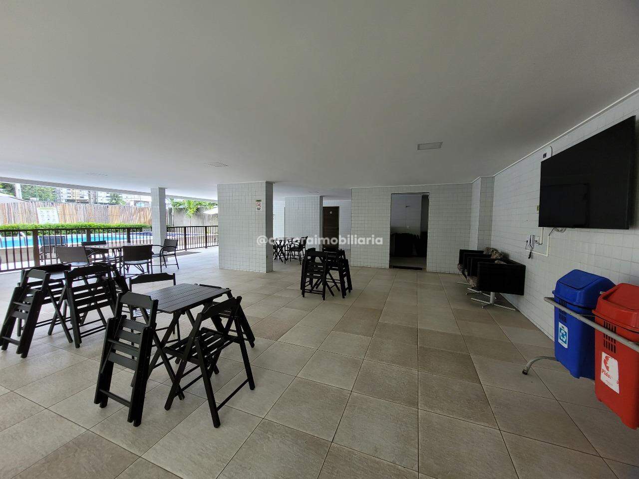Apartamento à venda no Caxangá: 