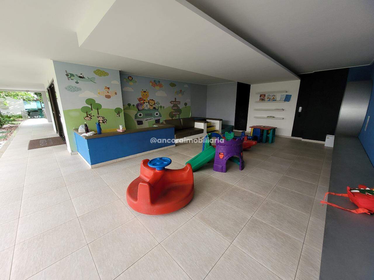 Apartamento à venda no Caxangá: 