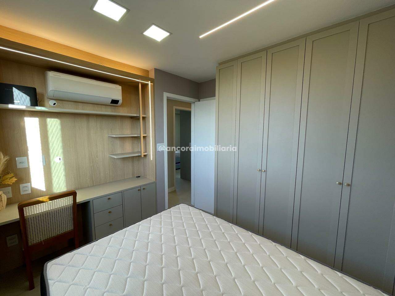 Apartamento à venda no Caxangá: 