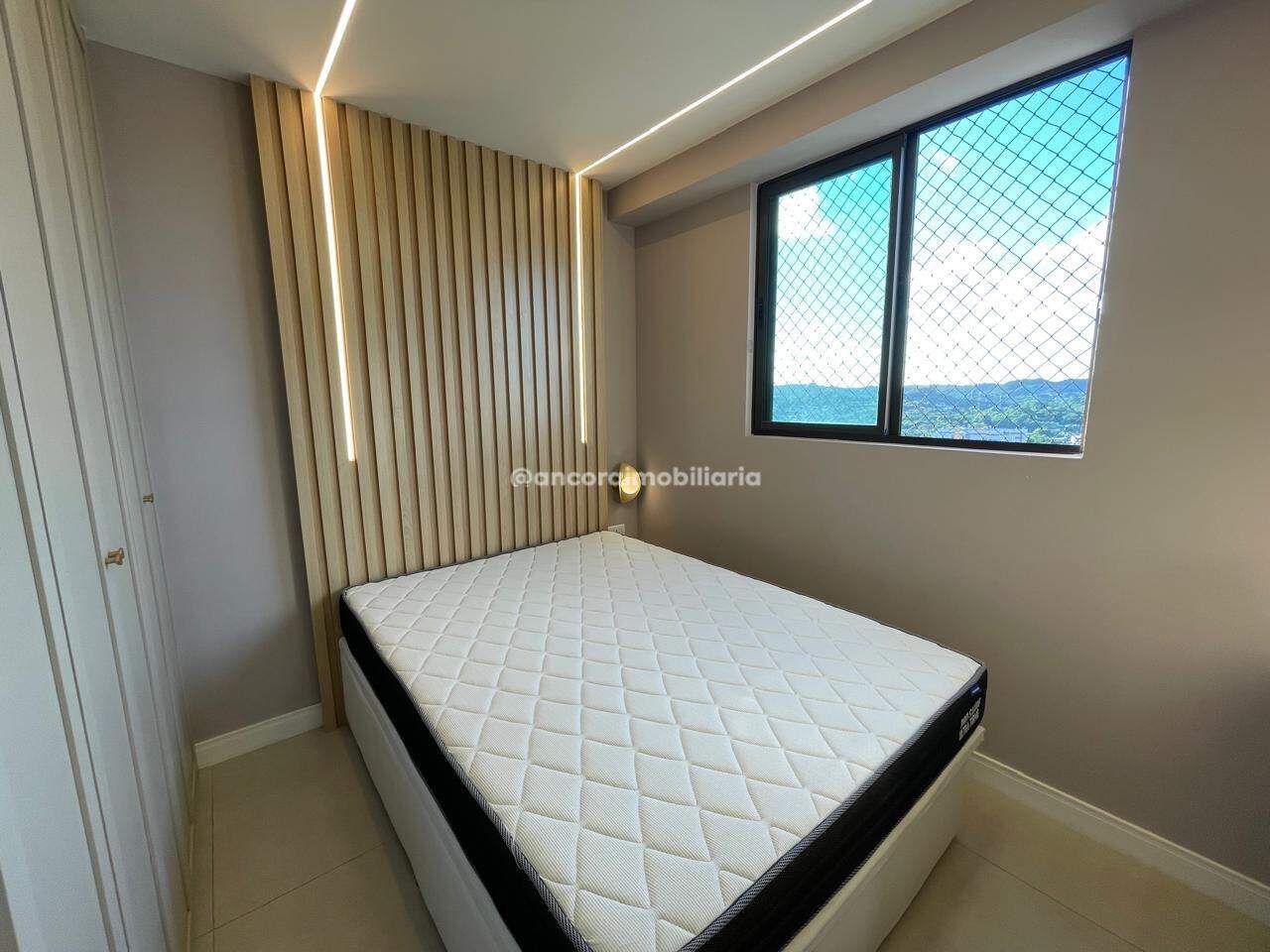 Apartamento à venda no Caxangá: 
