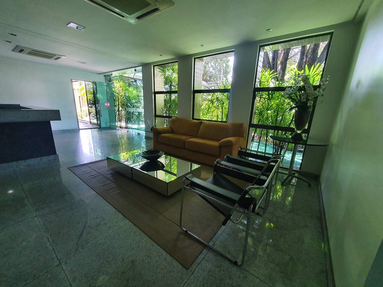 Apartamento para aluguel no Espinheiro: 