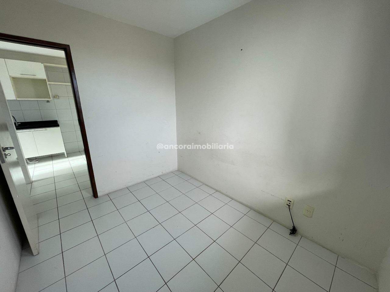 Apartamento para aluguel no Espinheiro: 