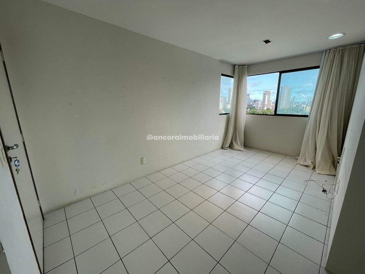 Apartamento para aluguel no Espinheiro: 
