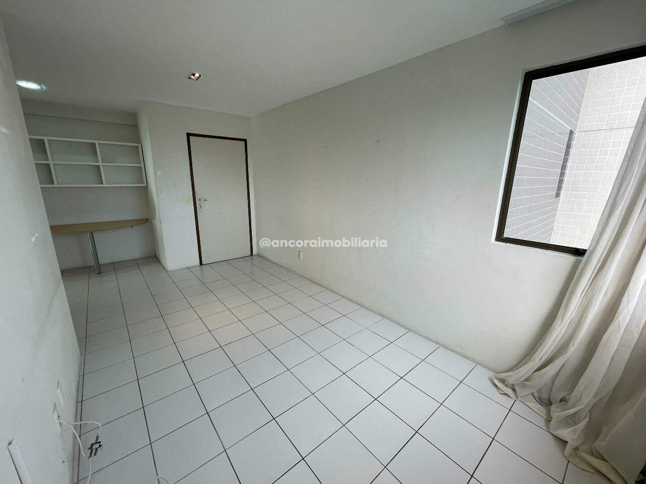 Apartamento para aluguel no Espinheiro: 