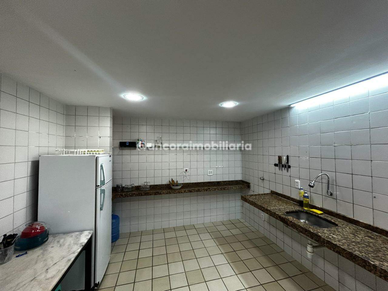 Apartamento à venda no Cordeiro: 