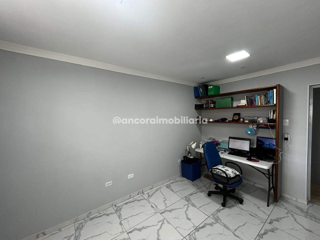 Apartamento à venda no Cordeiro: 
