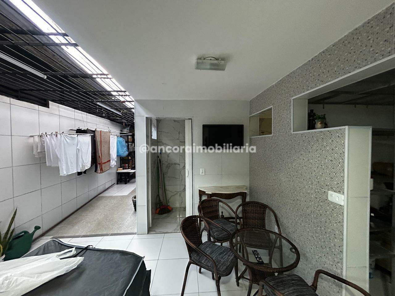 Apartamento à venda no Cordeiro: 