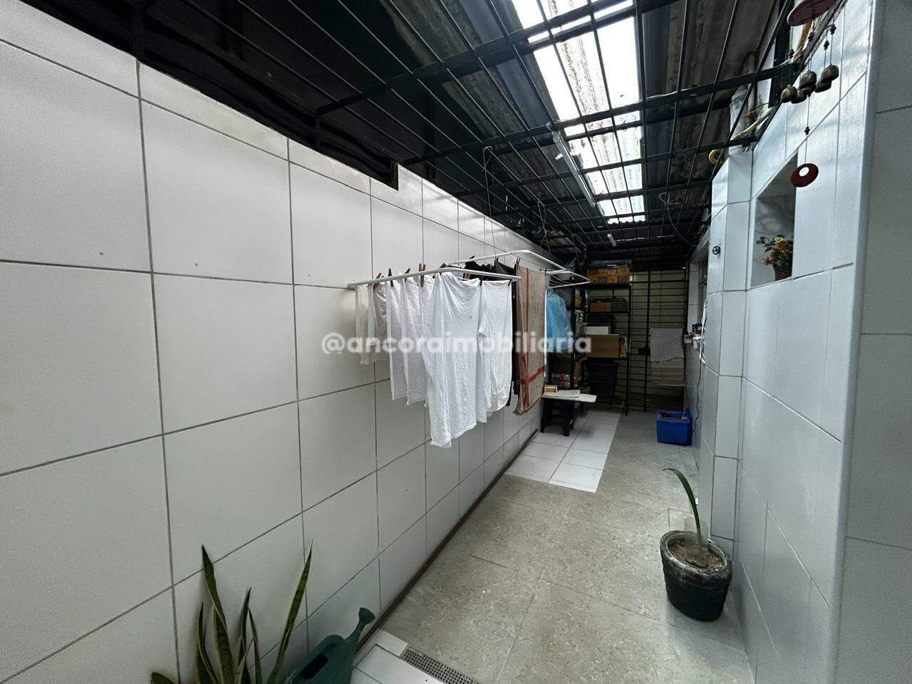 Apartamento à venda no Cordeiro: 