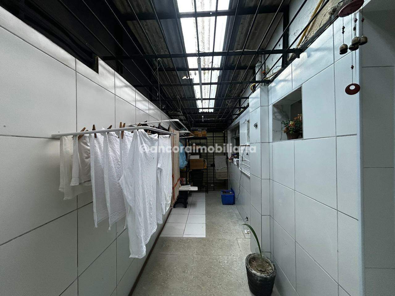 Apartamento à venda no Cordeiro: 