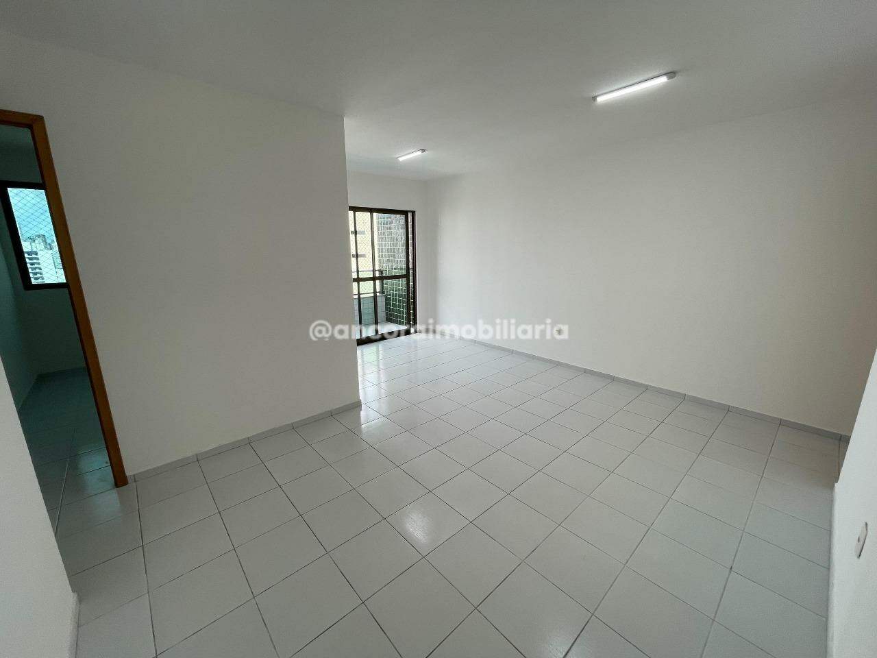 Apartamento para aluguel no Madalena: