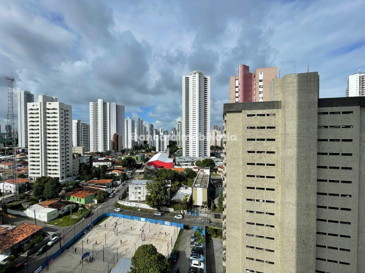 Apartamento para aluguel no Madalena: