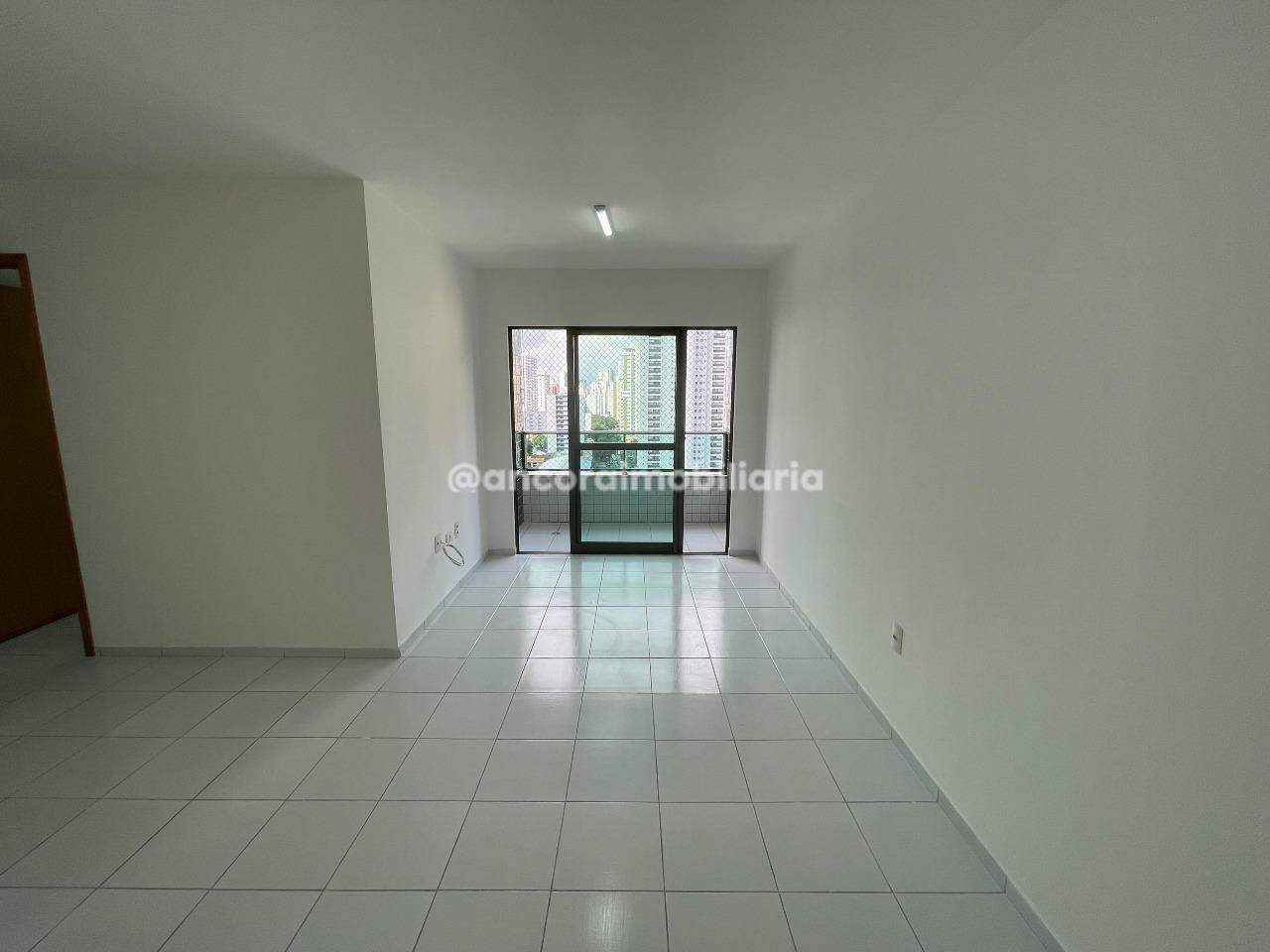 Apartamento para aluguel no Madalena: