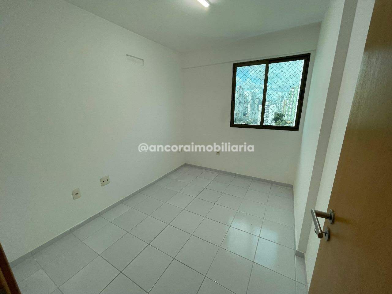 Apartamento para aluguel no Madalena: