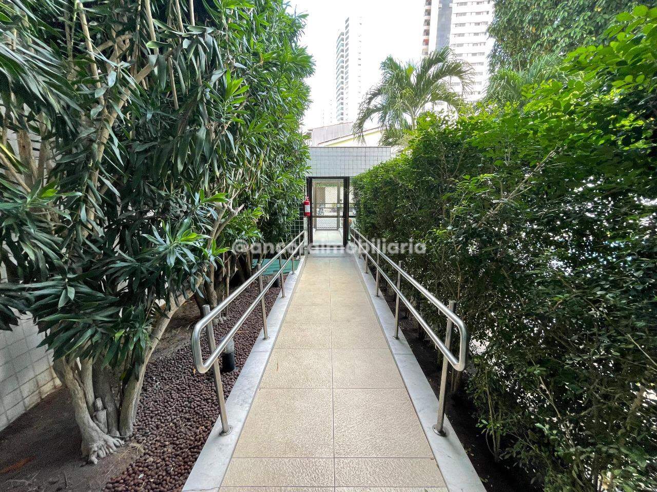 Apartamento para aluguel no Madalena: