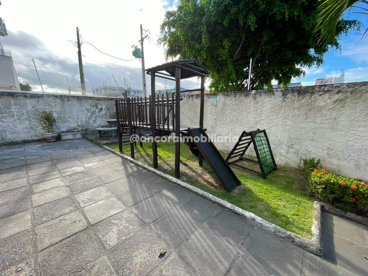 Apartamento para aluguel no Piedade: 
