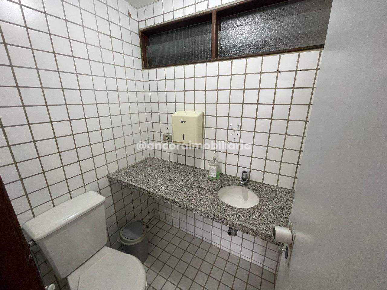 Sala para aluguel no Espinheiro: