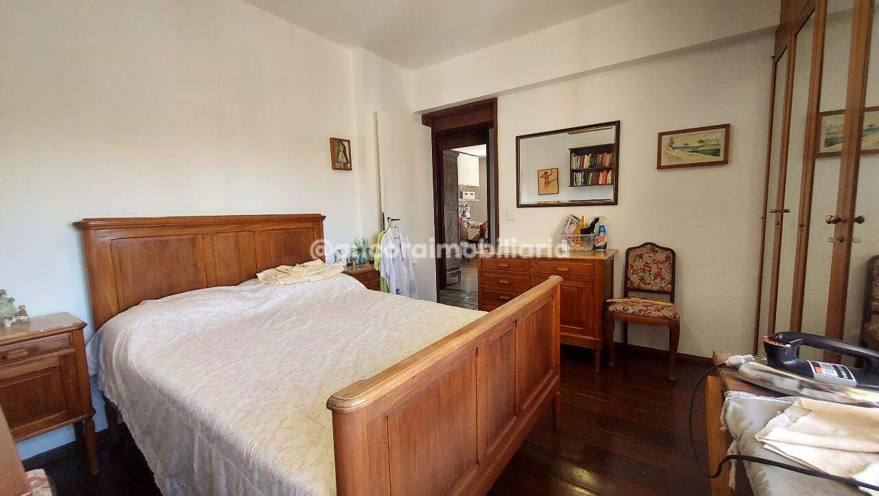 Apartamento à venda no Graças: