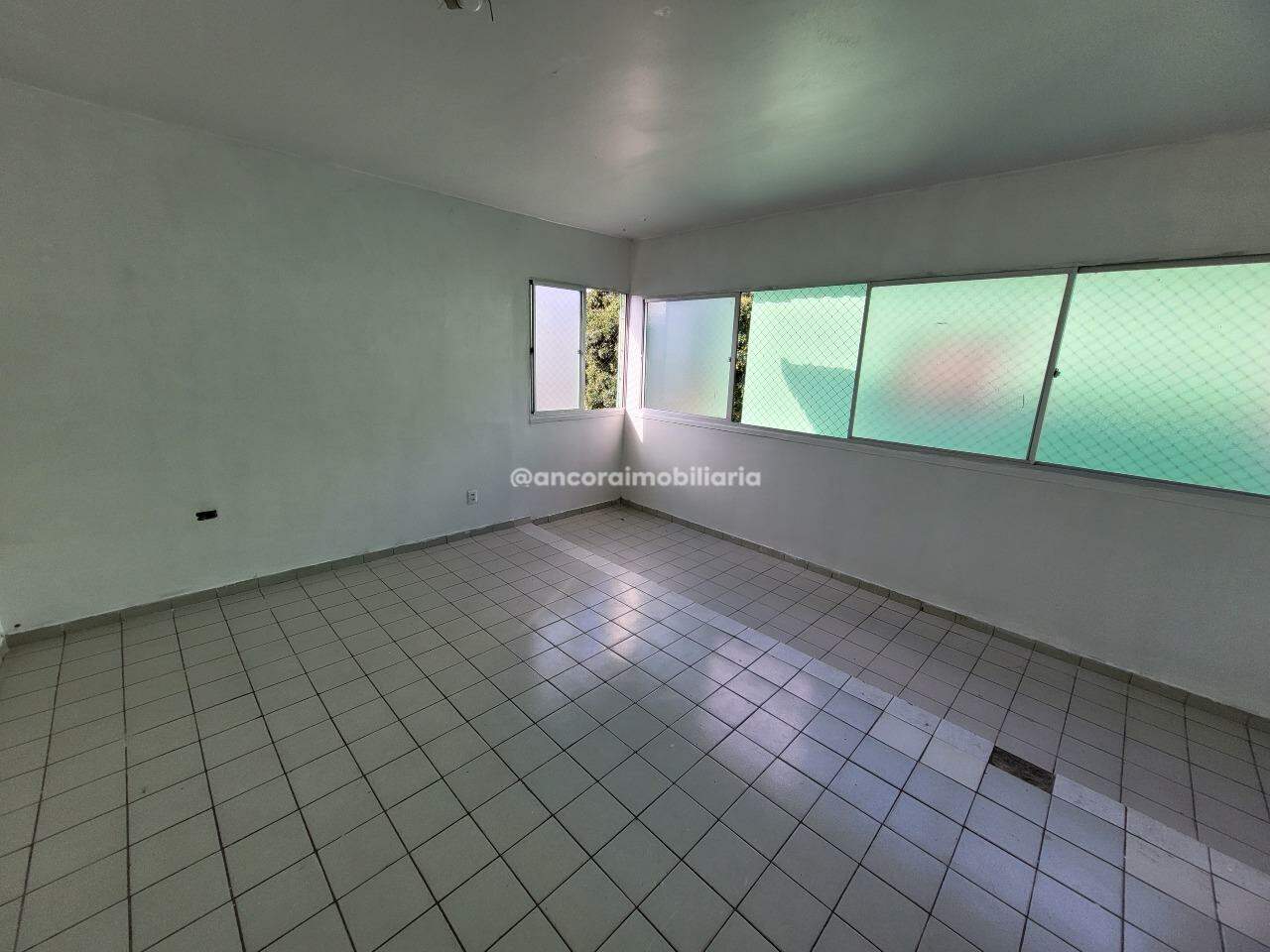 Apartamento à venda no Torreão: 