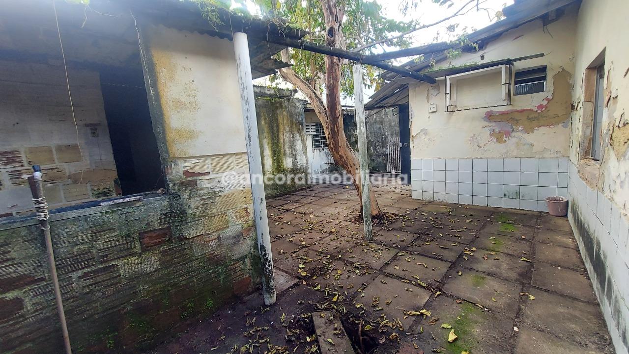 Casa à venda no Zumbi: 