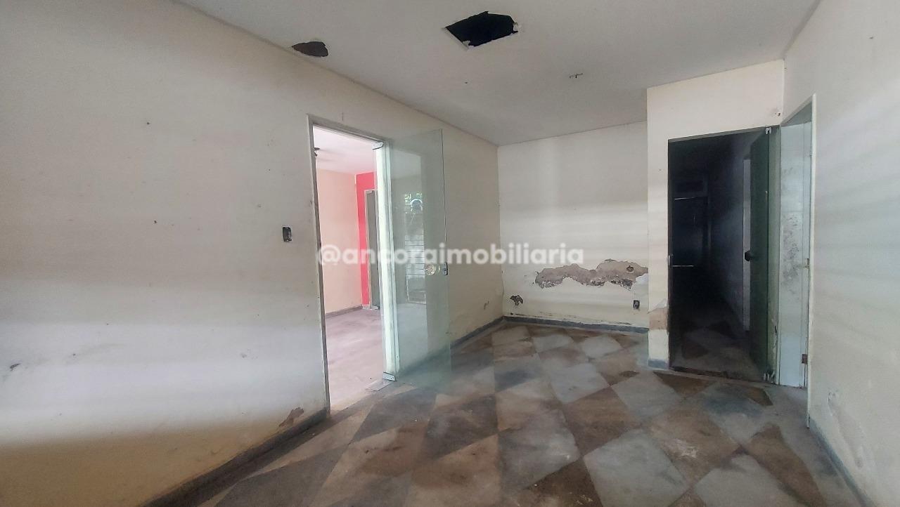 Casa à venda no Zumbi: 