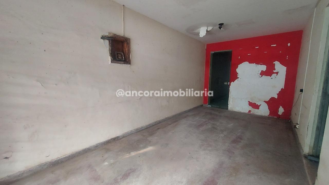 Casa à venda no Zumbi: 