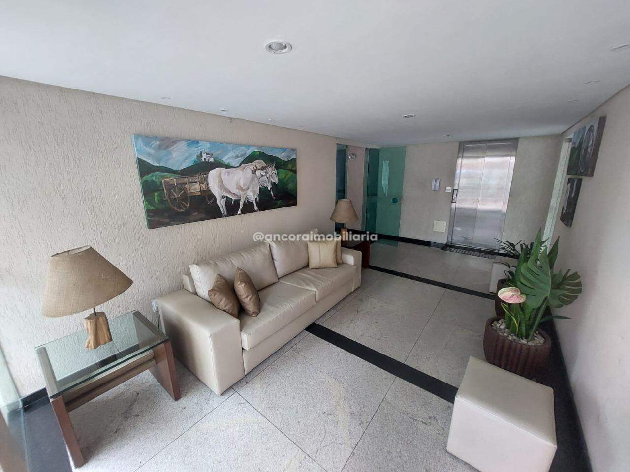 Apartamento à venda no Tamarineira: 