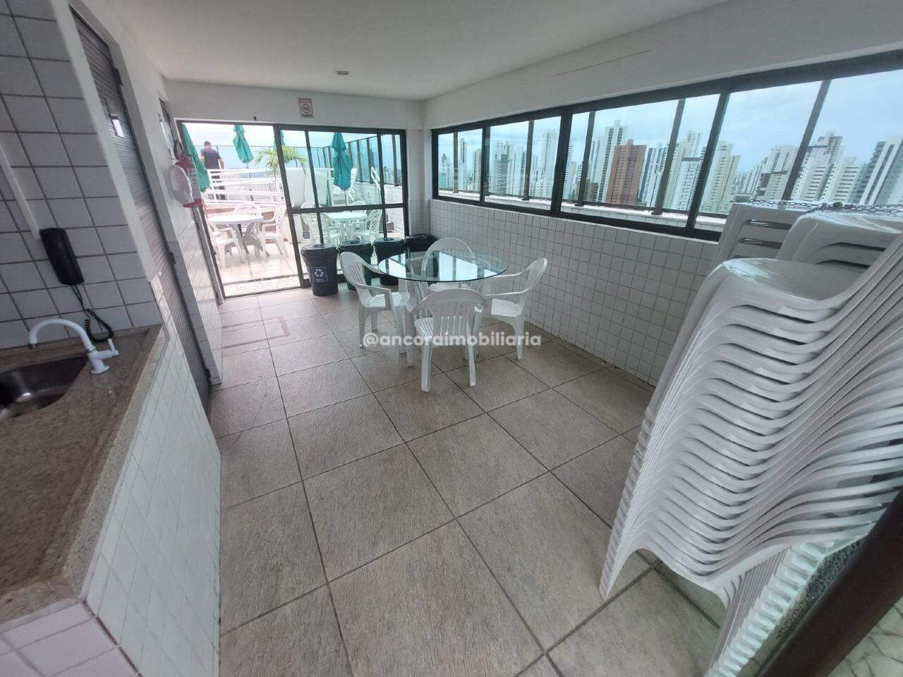 Apartamento à venda no Tamarineira: 