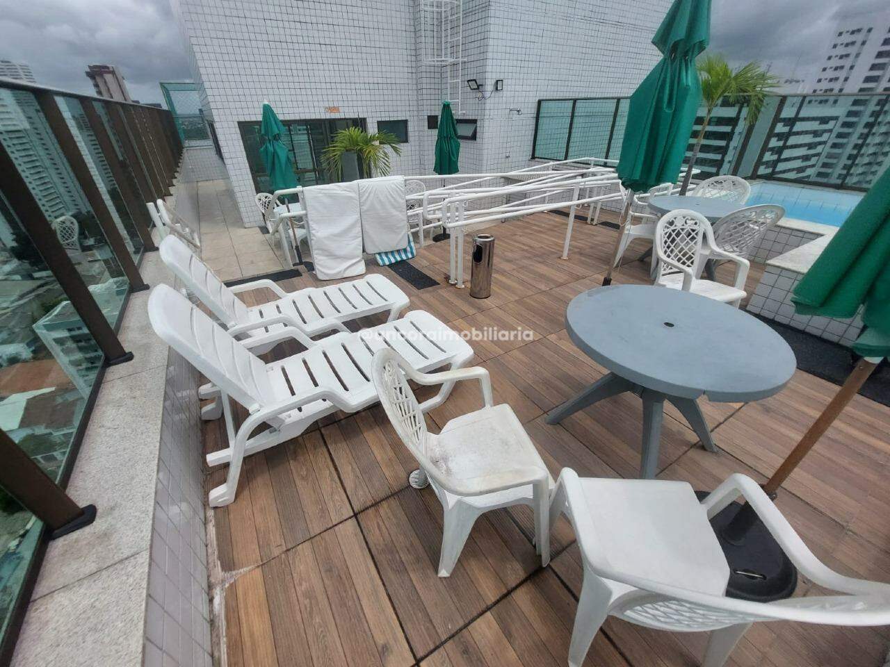 Apartamento à venda no Tamarineira: 