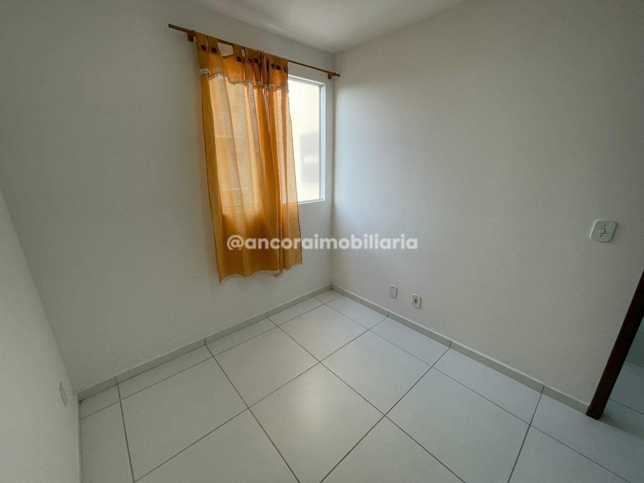 Apartamento para aluguel no Barro: 