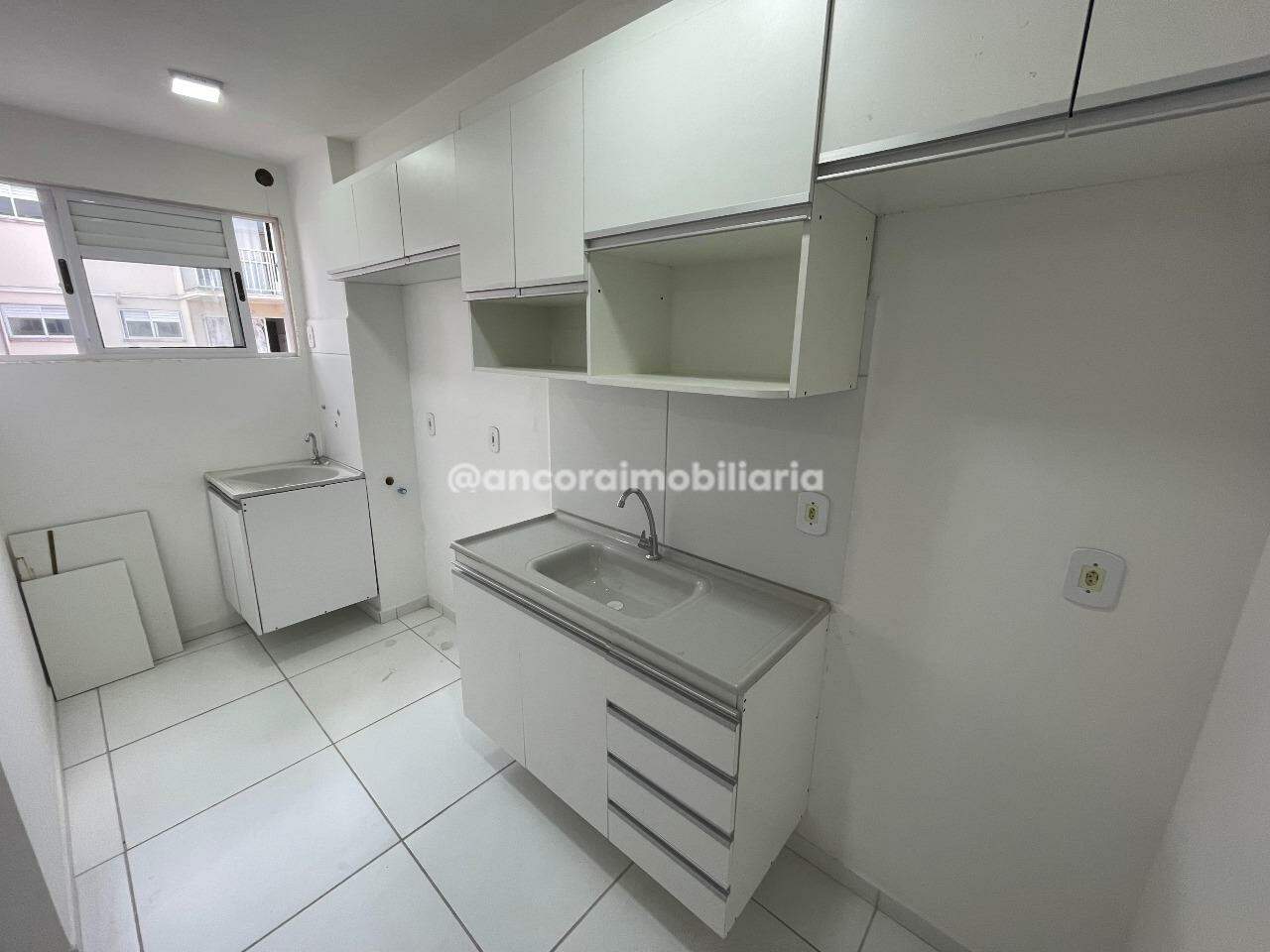 Apartamento para aluguel no Barro: 