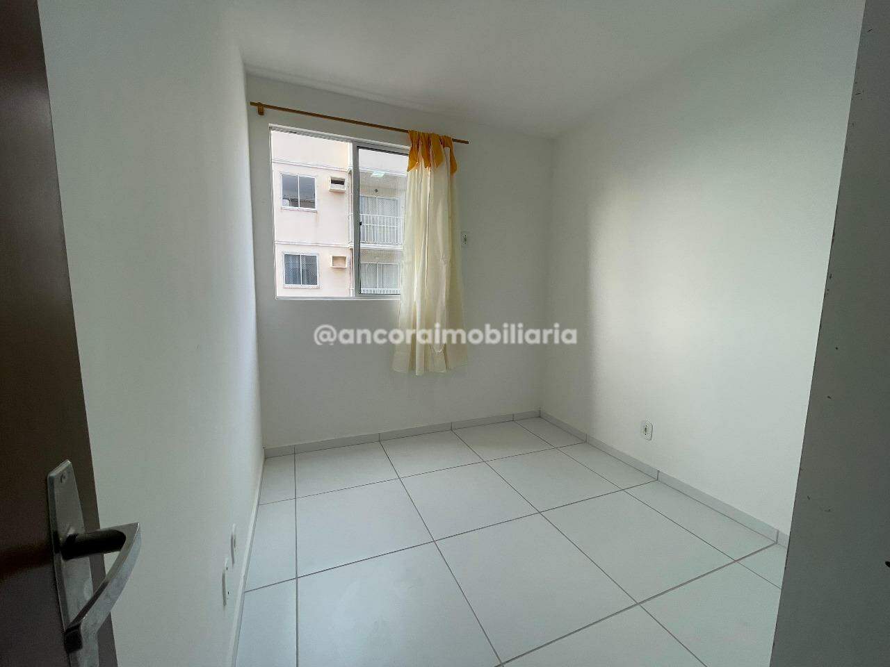 Apartamento para aluguel no Barro: 
