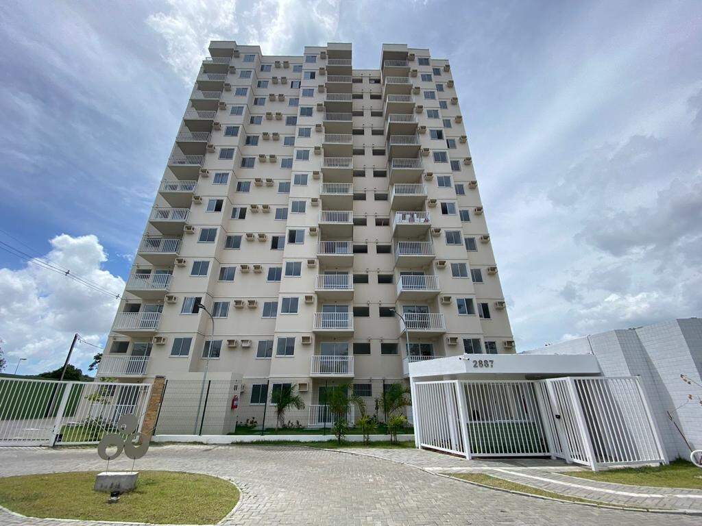 Apartamento para aluguel no Barro: 