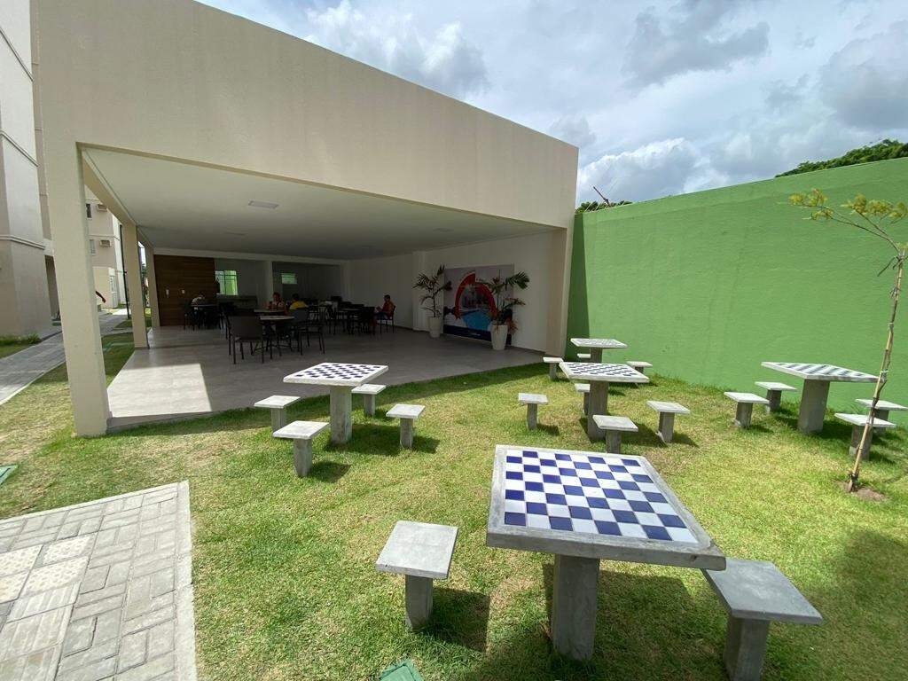 Apartamento para aluguel no Barro: 