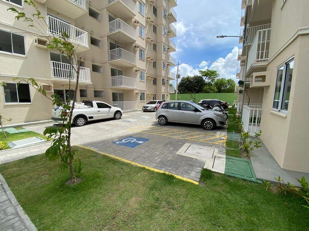 Apartamento para aluguel no Barro: 