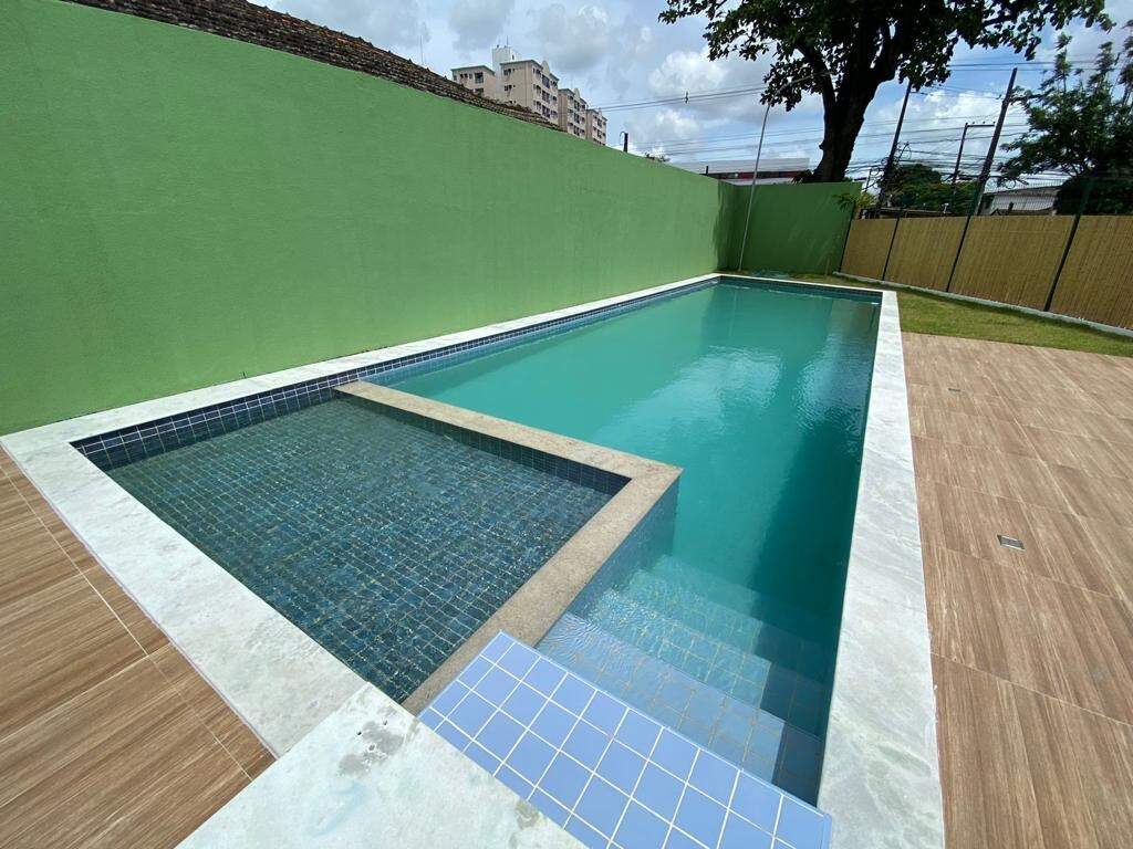 Apartamento para aluguel no Barro: 